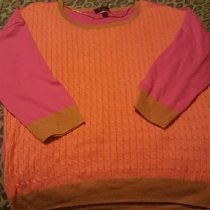 Brand NWOT Colorblock 3/4 Sleeve Sweater